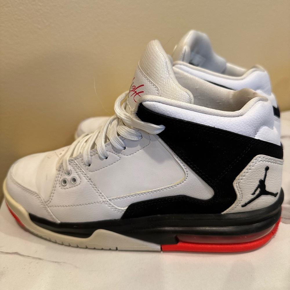 Jordan size 5Y